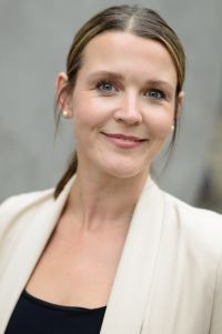 Dr. Carmen Huber